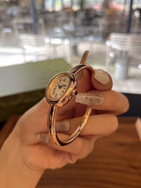 Old Money Oval Watch