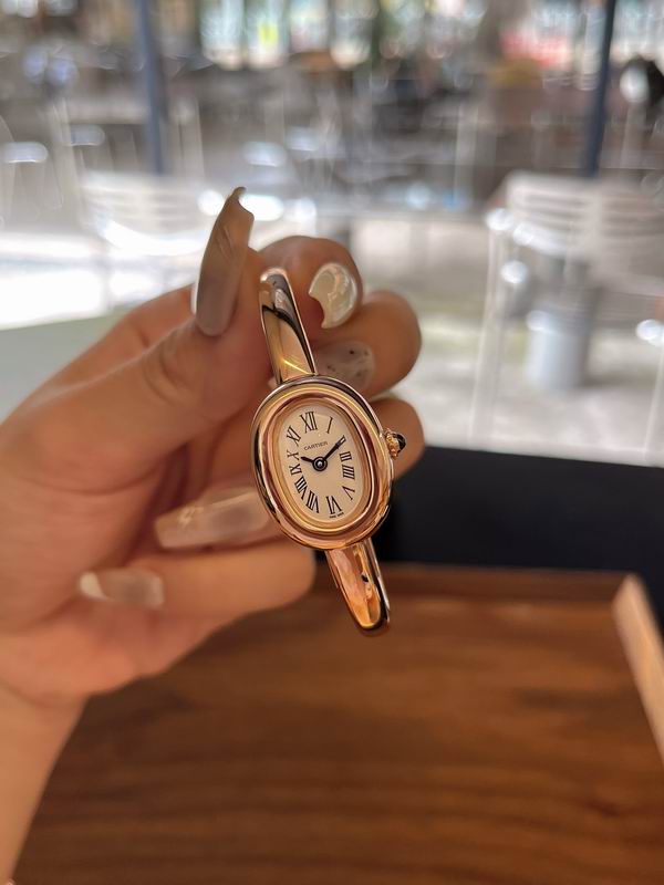 Old Money Oval Watch