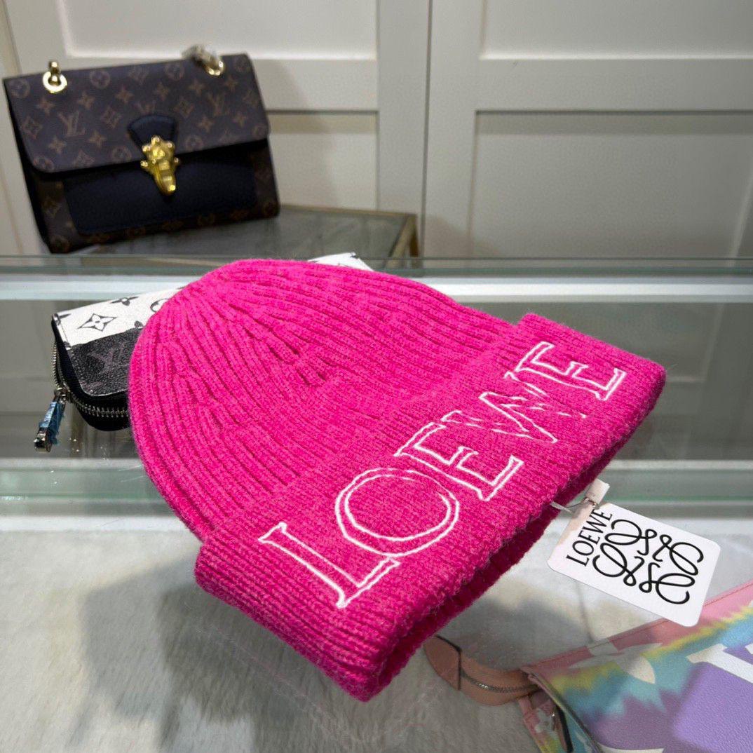 Knit LW Pink Beanie