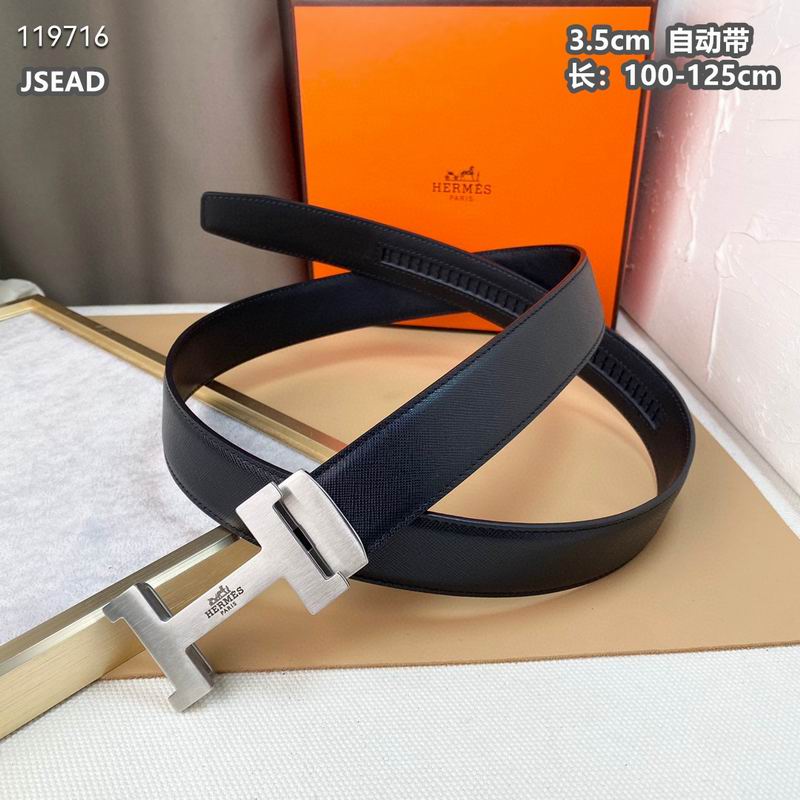 Automatic Buckle Leather Belt with Textured Metal Buckle
