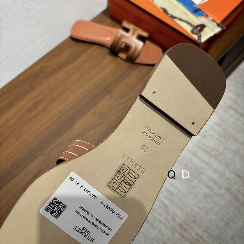 Leather Flat Sandals