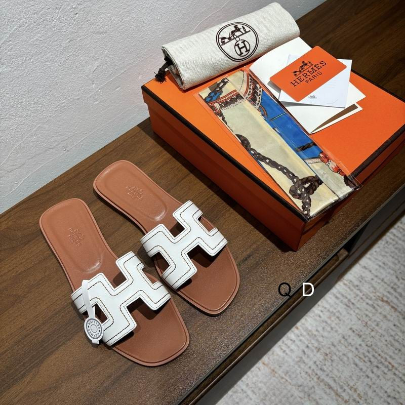 Leather Flat Sandals