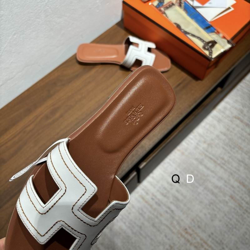 Leather Flat Sandals