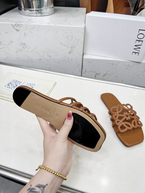 LW Flat Sandals