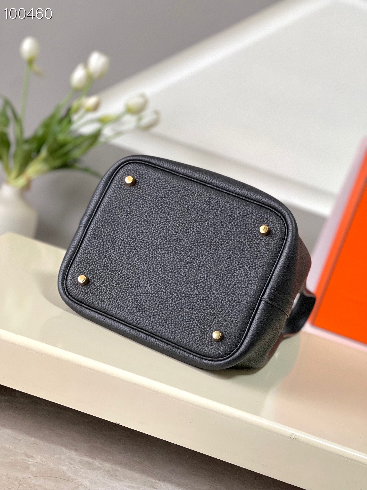 22cm Leather Bucket Bag