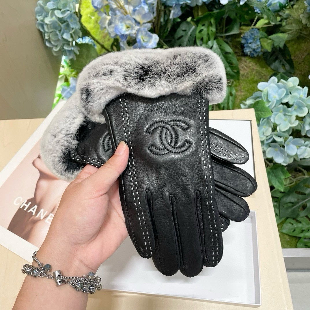 Luxury Sheepskin Gloves with Rabbit Fur Lining