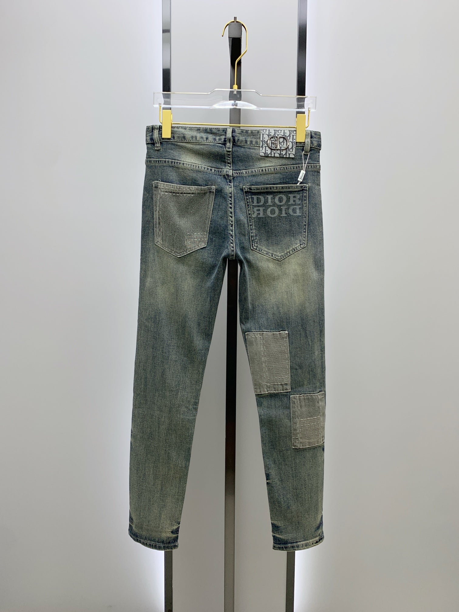Men’s Premium Vintage-Wash Denim Jeans
