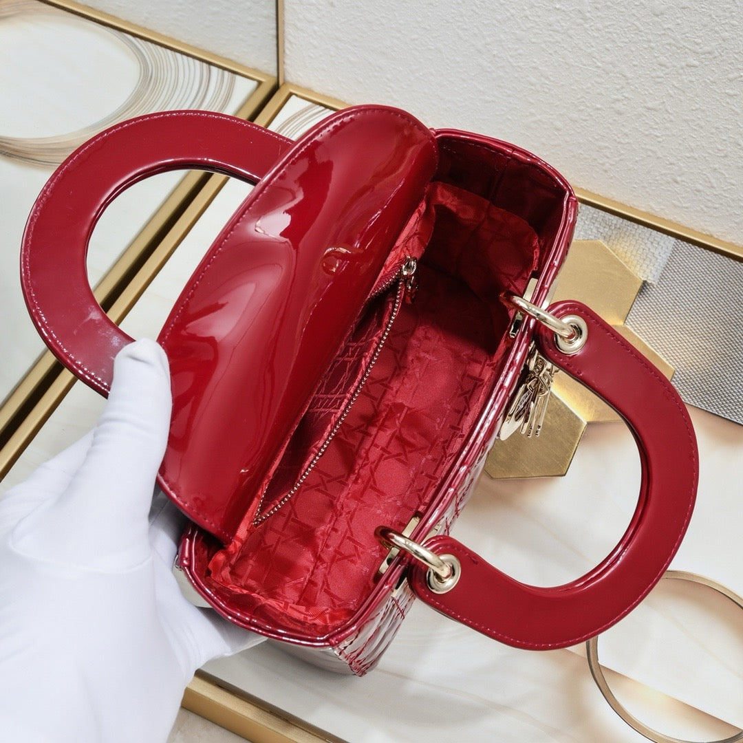 Lady D Style Shoulder Bag – 24cm