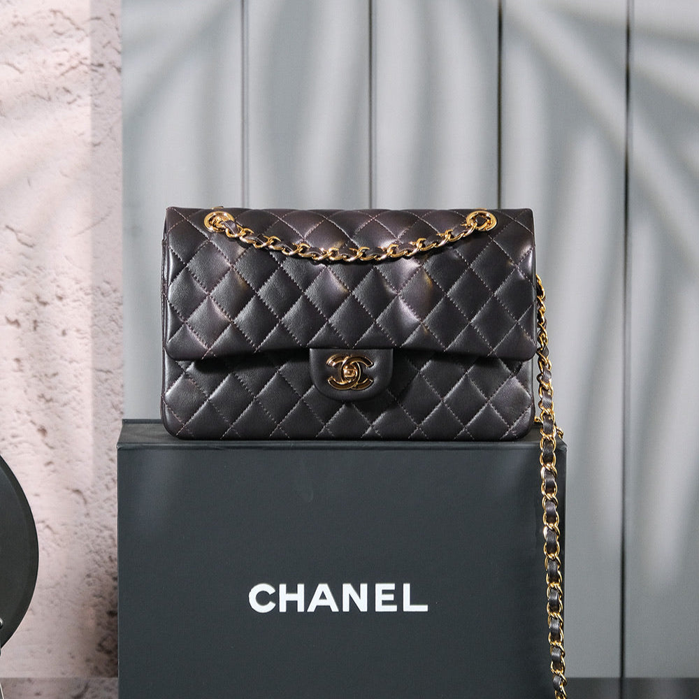 Classic Double Flap Bag – Black (20cm / 25cm)