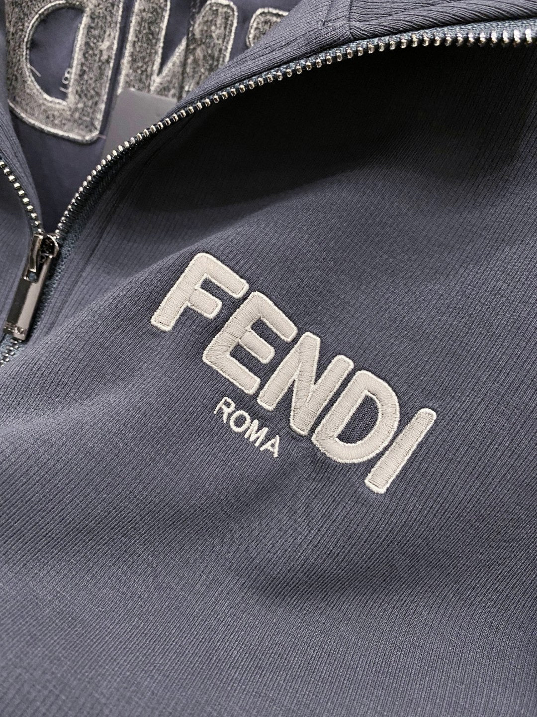 2-piece Set Sweater & Joggers